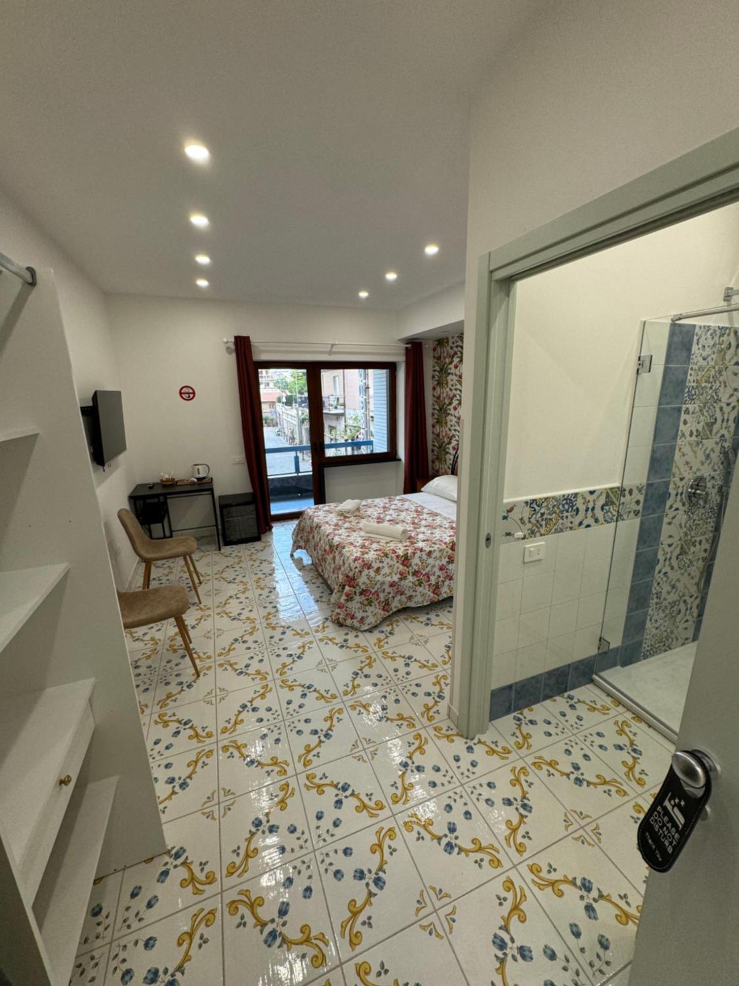 Angela House Sorrento Center Bed and Breakfast Εξωτερικό φωτογραφία
